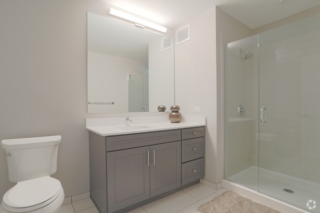 1 BR, 1 BA - Bathroom - Four50 Residences