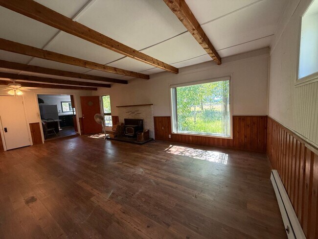 Foto del edificio - 52220 Huntington Rd