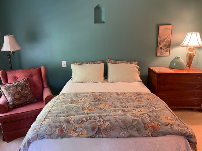 Building Photo - 273 Ocean Ave