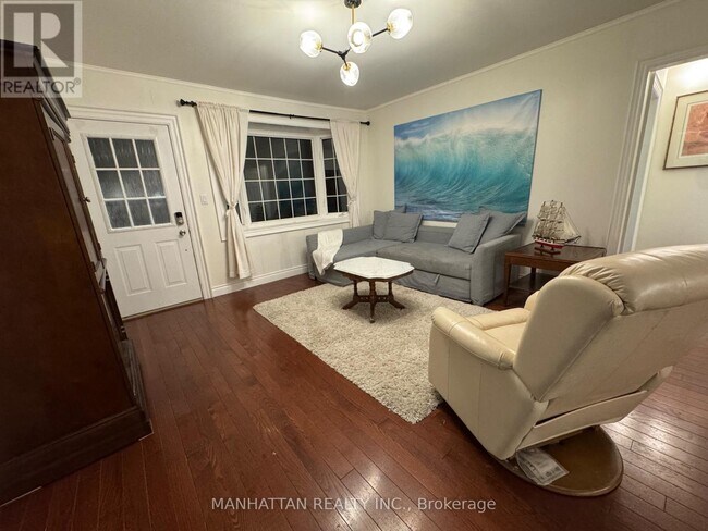 Photo du bâtiment - 10 Victor Dr