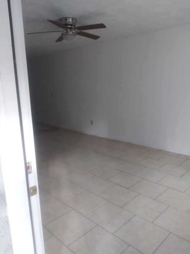 Building Photo - 1546 Patrick Ave
