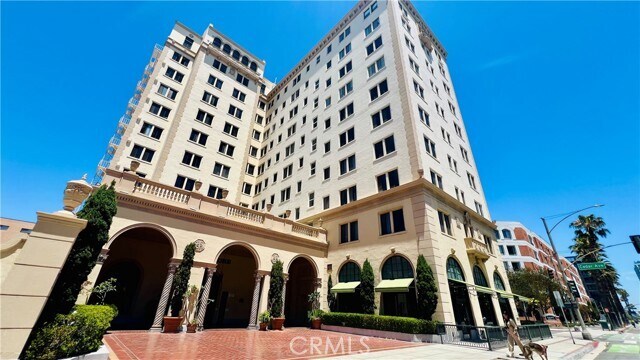 Foto principal - 315 W 3rd St