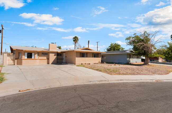 Building Photo - 2016 Embrey Ave