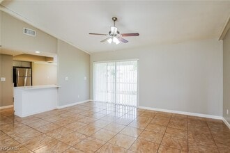 Building Photo - 2214 SW 2nd Ct