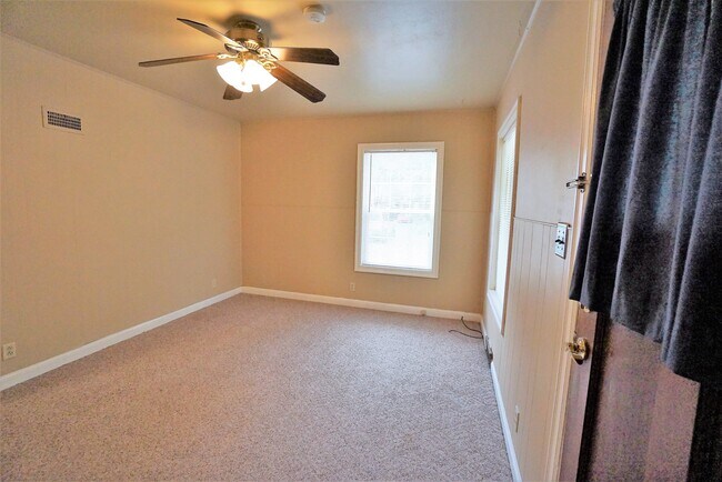 Building Photo - 1509 Fairchild Ave