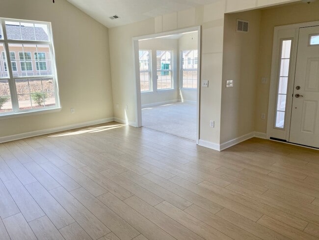 Building Photo - 1172 Sandy Rdg Dr