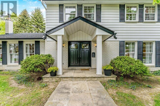 Photo du bâtiment - 33 Avonwick Gate