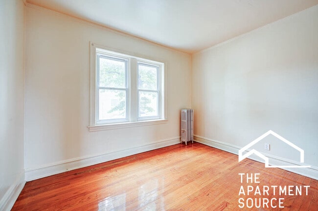 Building Photo - 5559 W Altgeld St
