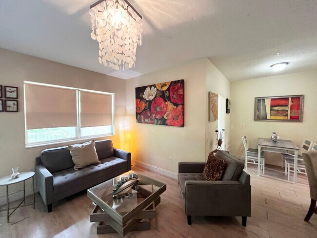 Foto del edificio - 7510 Carlyle Ave
