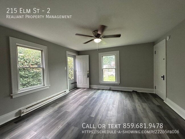Building Photo - 215 Elm St