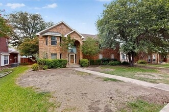 Building Photo - 1729 Gunnison Dr
