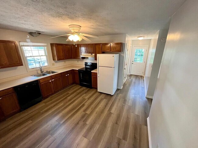 Foto del edificio - 1086 Duncan Ave