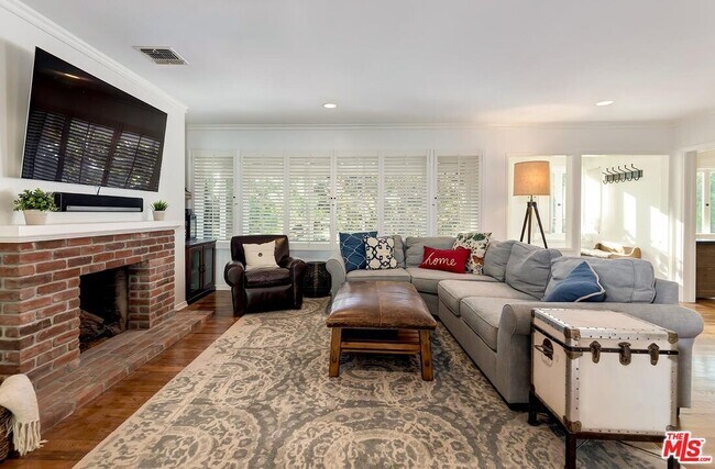 Foto del edificio - 11244 Homedale St