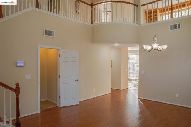 Building Photo - 970 Country Glen Ln