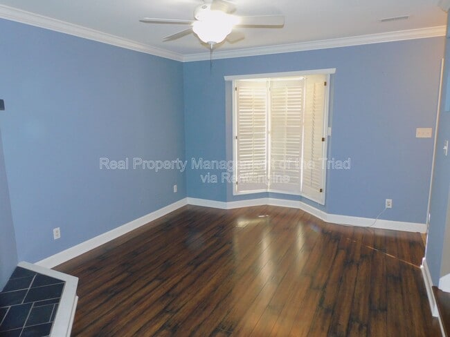 Foto del edificio - 620 Walker Ave