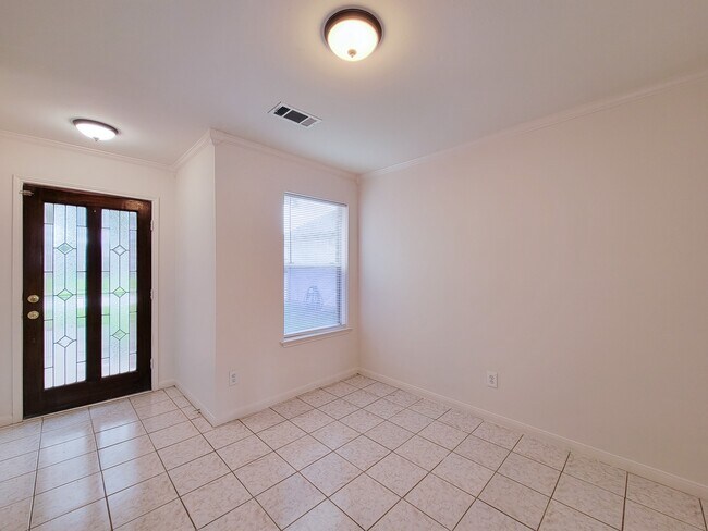 Foto del edificio - 11810 Rolling Stream Dr