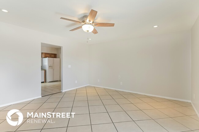 Foto del edificio - 9802 E Stella Rd