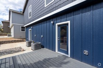 Building Photo - 1773 NE Lotus Dr