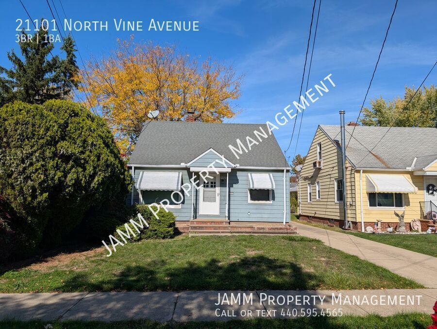 Foto principal - 3-Bedroom Single Family home in Euclid!