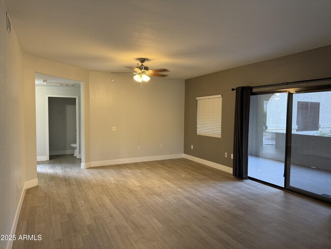 Building Photo - 9555 E Raintree Dr