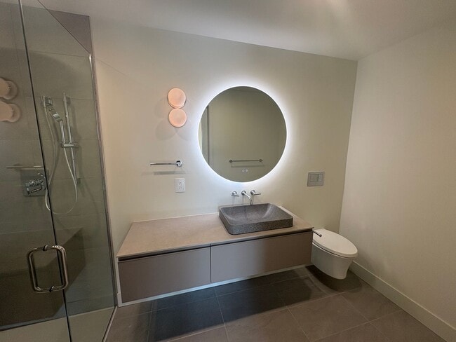 Interior Photo - VANILLA 301 SPE LLC