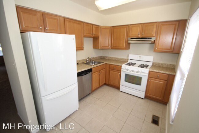 Building Photo - 3 br, 3.5 bath House - 602 Ivy League Lane