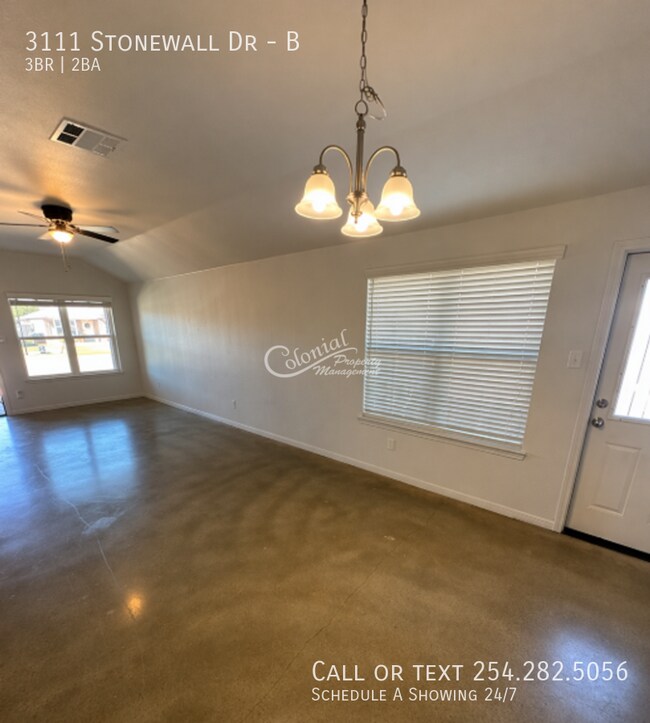 Foto del edificio - 3111 Stonewall Dr
