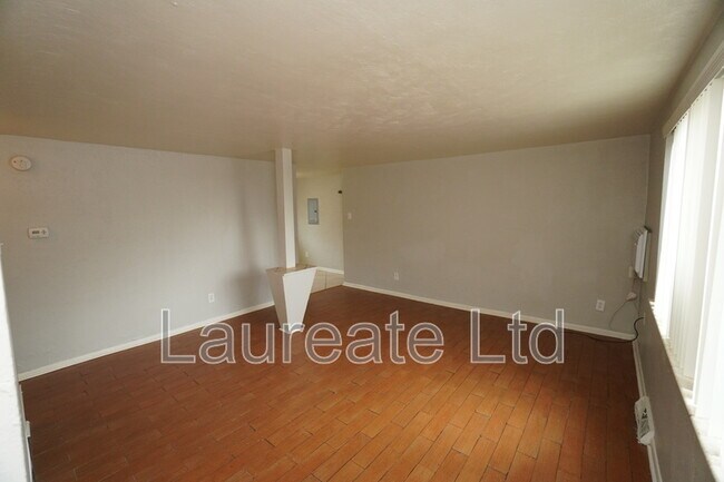 Foto del edificio - 673 Miller Ct