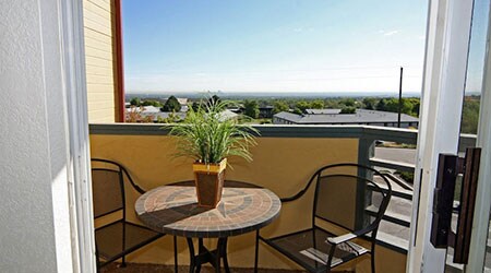 AML - Americana Lakewood Apartments