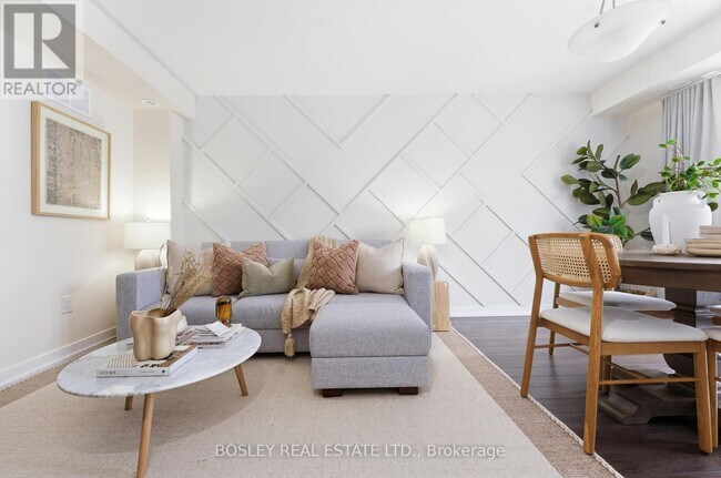 Photo du bâtiment - 20 Westmeath Ln