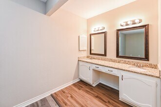 Building Photo - 22710 Melham Ln
