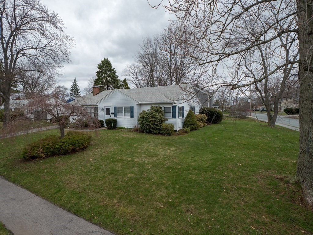 Primary Photo - 13 Wedgewood Rd