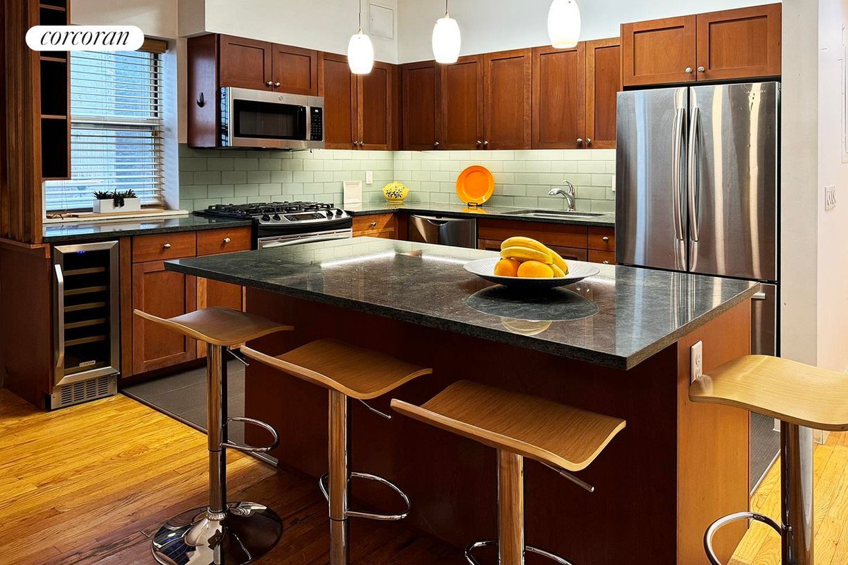 Foto principal - 304 W 115th St