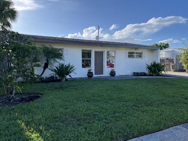 Foto principal - 9167 Birmingham Dr