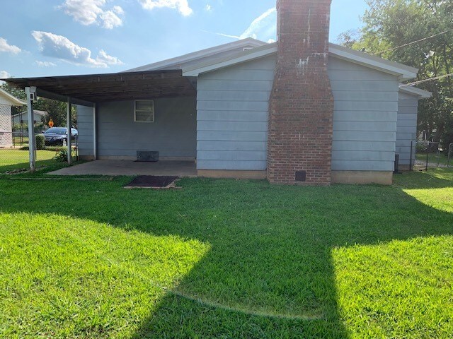 Building Photo - Beautiful Move-in Ready Home