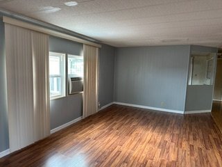 Building Photo - 2 Bedroom, 2 Bathroom Home on Pond for Rent!