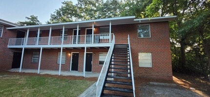 Building Photo - 1234 Peacock Ave