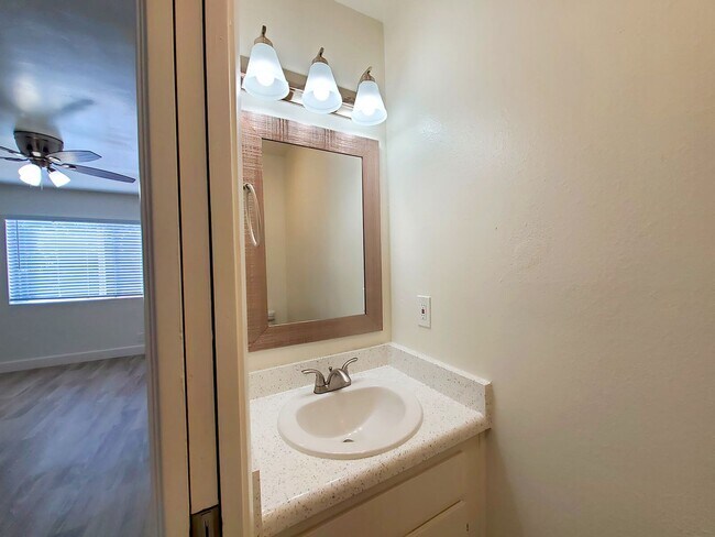 Foto del edificio - Orchard Villa Townhomes
