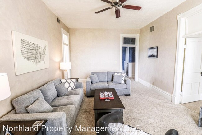 Building Photo - 3 br, 1 bath House - 154 River St