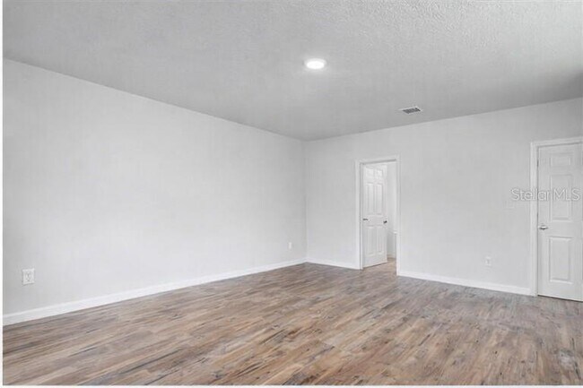 Foto del edificio - 3511 Monaco Ln