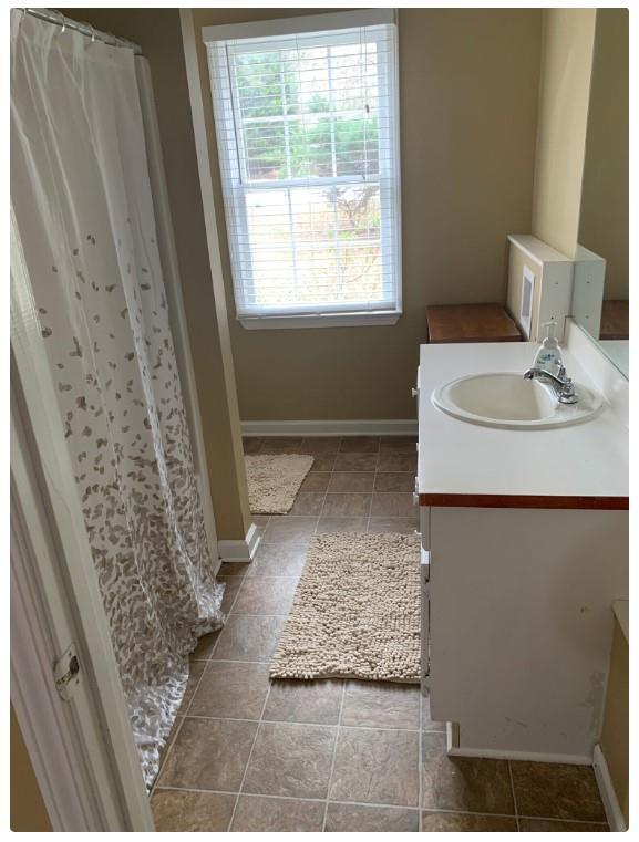 Foto del edificio - 1120 Burning Bush Dr