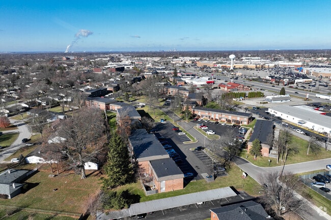 Building Photo - Auburn Place