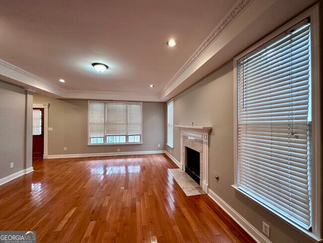 Foto del edificio - 1003 Lena St NW