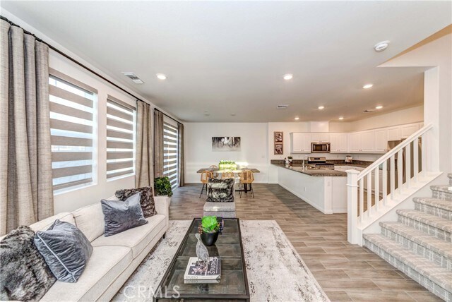 Building Photo - 1707 Almond Tree Pl