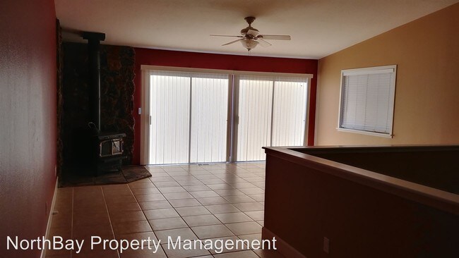Building Photo - 19398 Park Ridge Dr