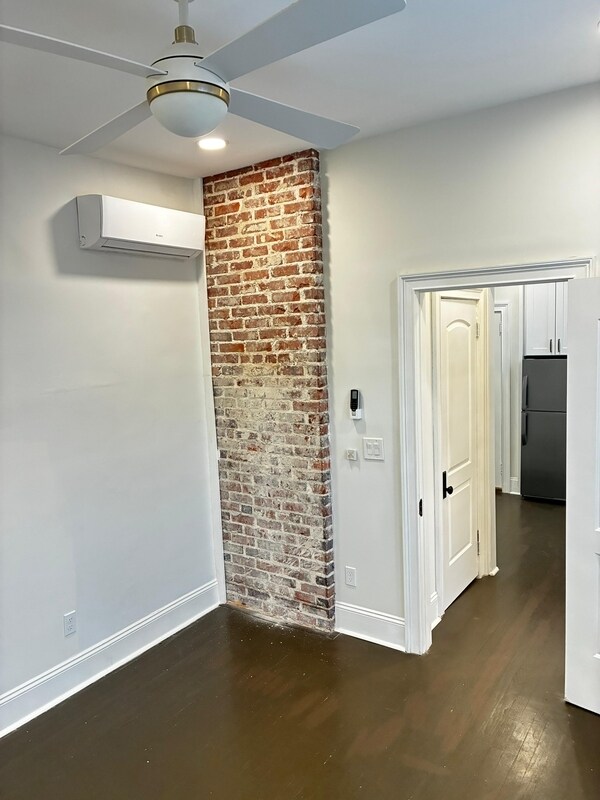 Foto del edificio - 2738 Riverside Ave