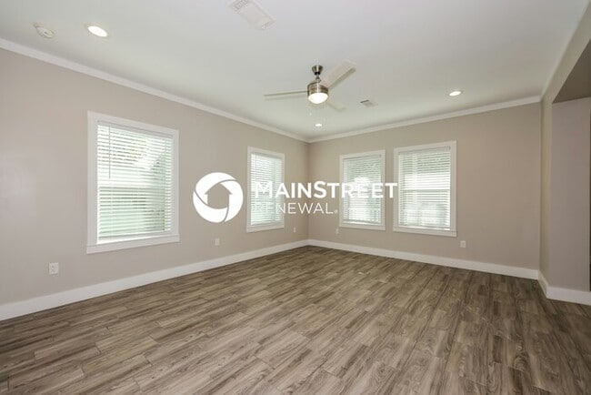 Foto del edificio - 4 Bedroom Pet-Friendly Home in Dallas, TX ...