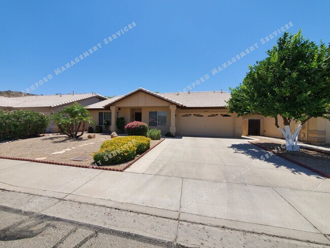 Foto del edificio - PINNACLE HILL RENTAL WITH MTN VIEWS, FIREP...