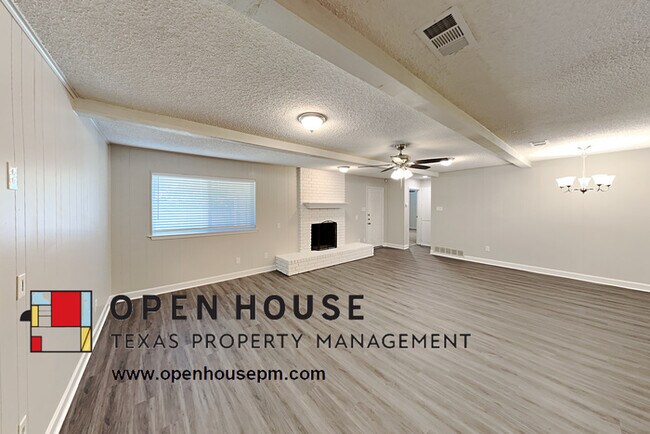 Foto del edificio - 1312 Ashbury Dr, Arlington