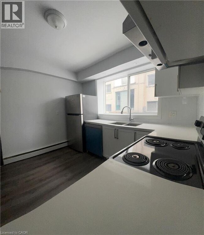 Building Photo - 245 Mohawk Rd E